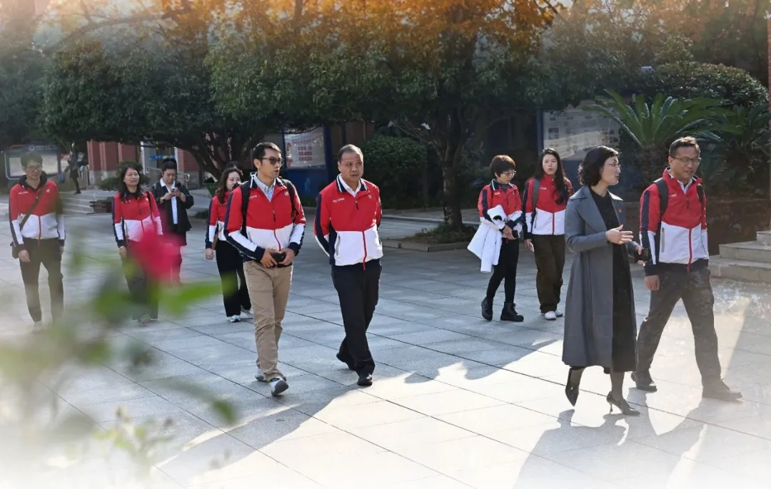 1763966300407863.jpg 1763966300407863.jpg