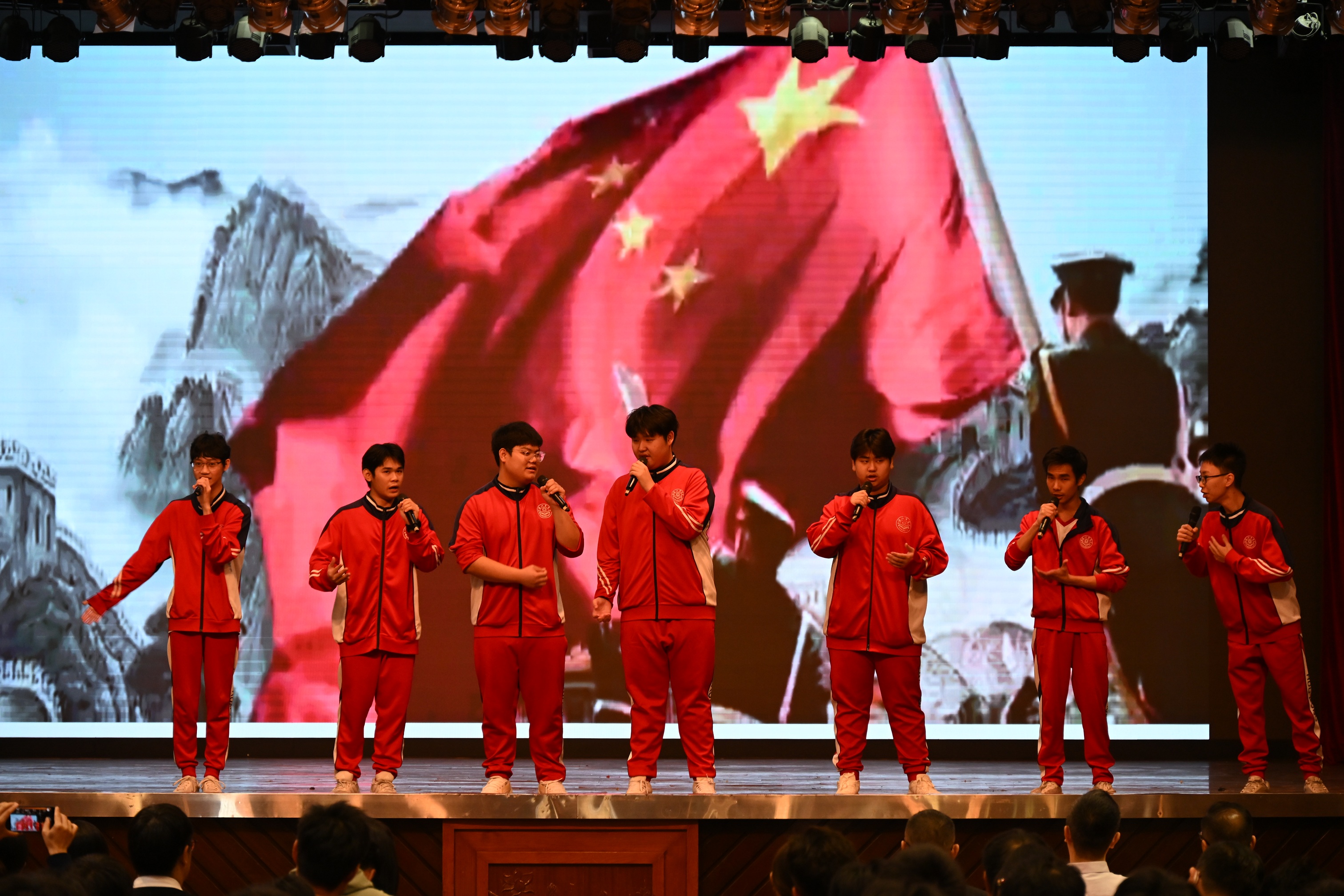 1765763081327245.jpg 1765763081327245.jpg