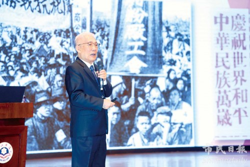 (本文章轉載自市民日報)李業飛藉濠江中學抗戰史闡愛國情懷