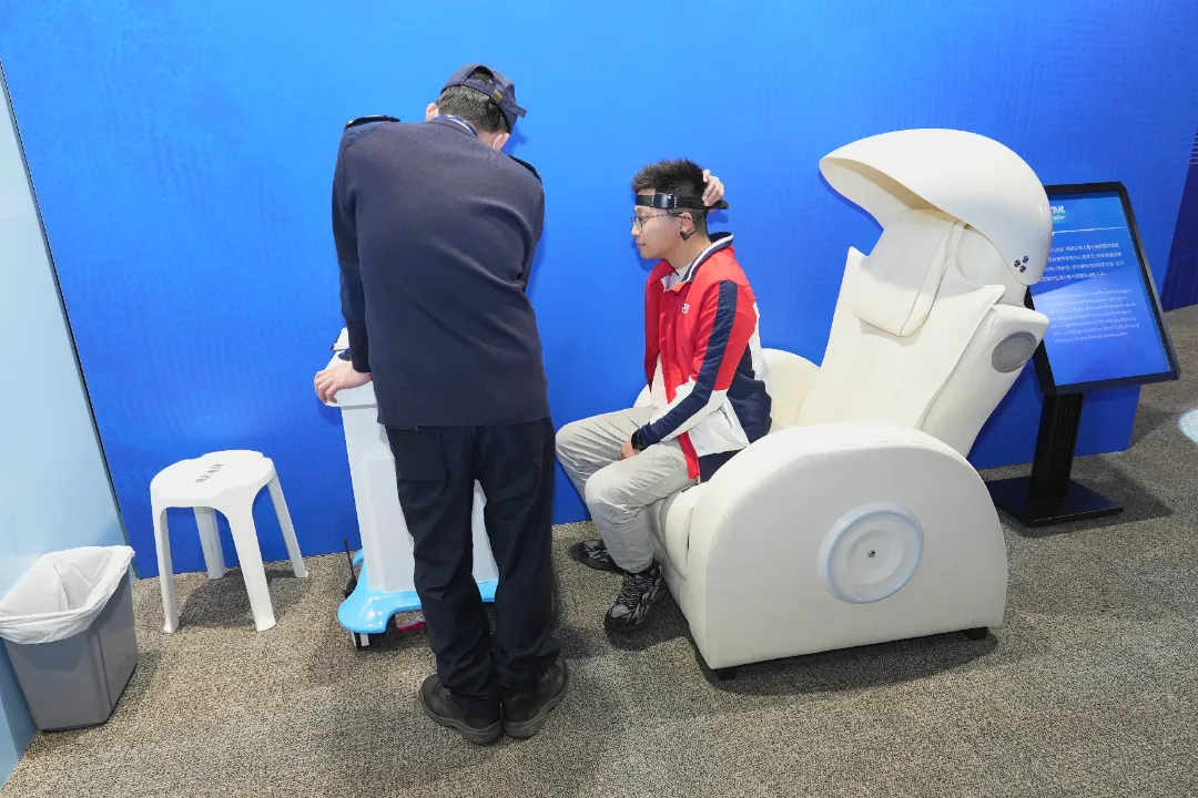 1740827553984268.jpg 640 (3).jpg