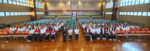 司警進濠江英才舉辦防罪講座